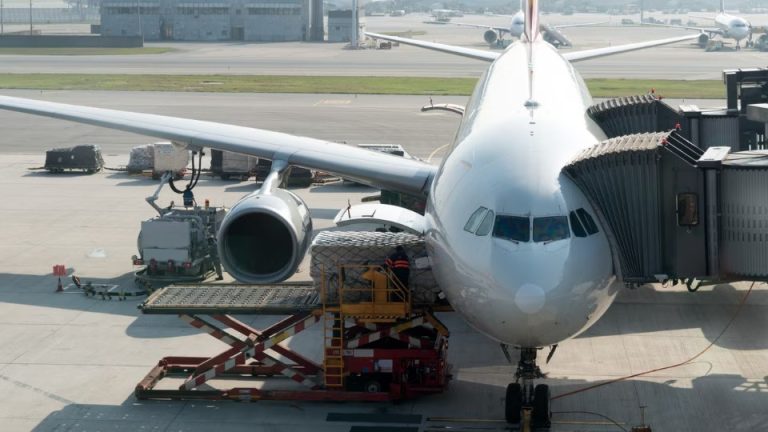 960x540 air freight 768x432