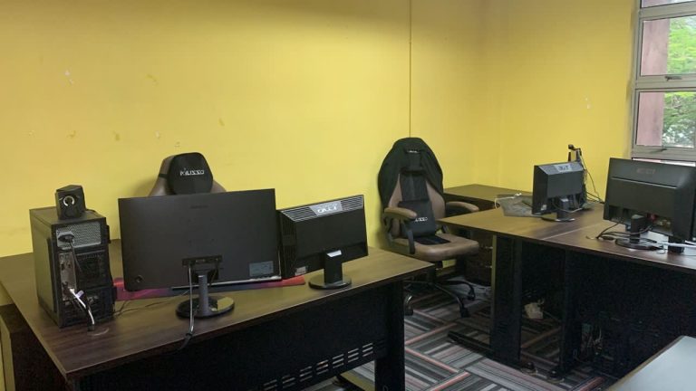 f3 11 768x432